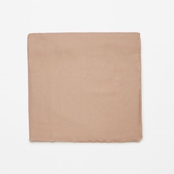 Zara tan scarf oversized super soft fringe - Picture 4 of 7